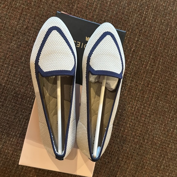 BIRDES women’s the blackbird Loafers - Picture 10 of 15